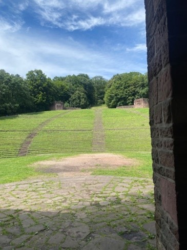 Zu sehen ist die Thingstätte in Heidelberg.